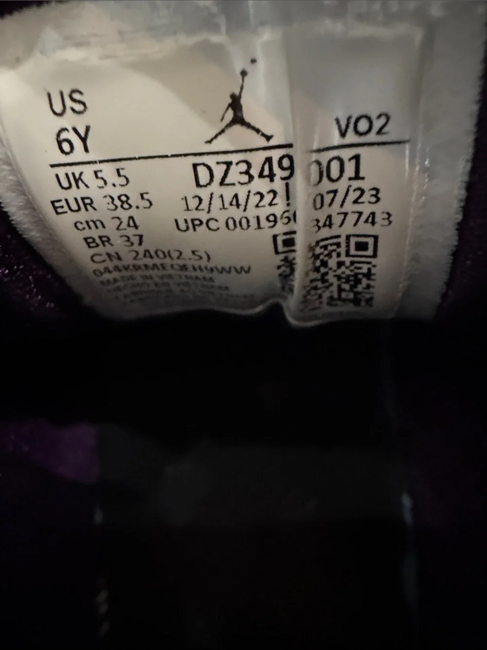 Jordan Luka 2 size 6Y